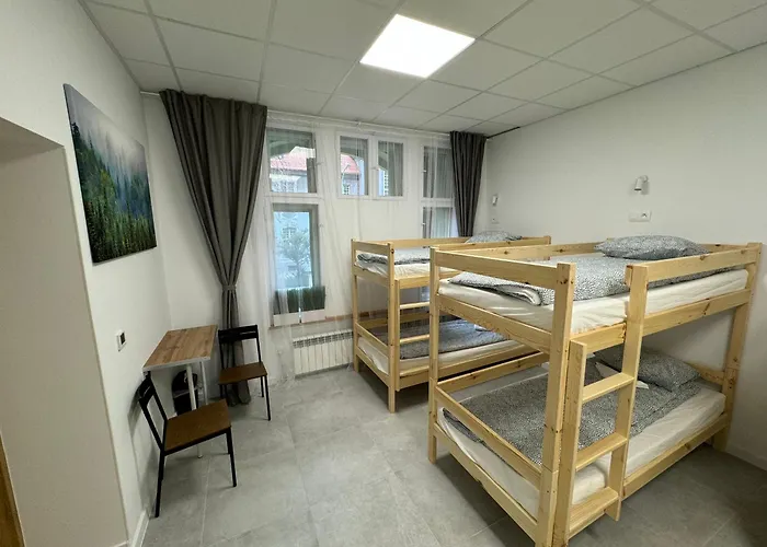 Green Hostel Katowice - 24H Parking
